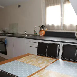  Appartement Location G&w, Très Proche Sanctuaires Ii